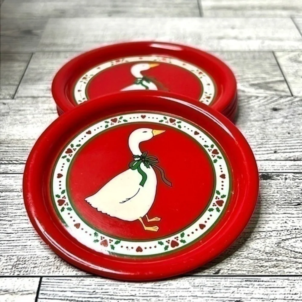 Vintage Aluminum Tin Christmas Geese Coaster Set (8)